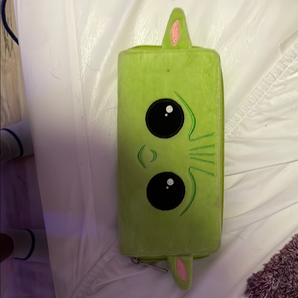 Baby Yoda wallet